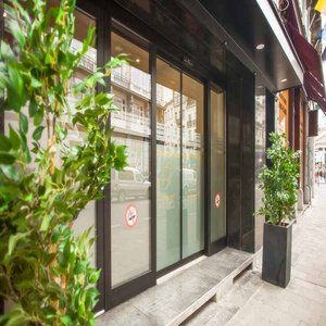 Khách sạn Dansaert Brussels