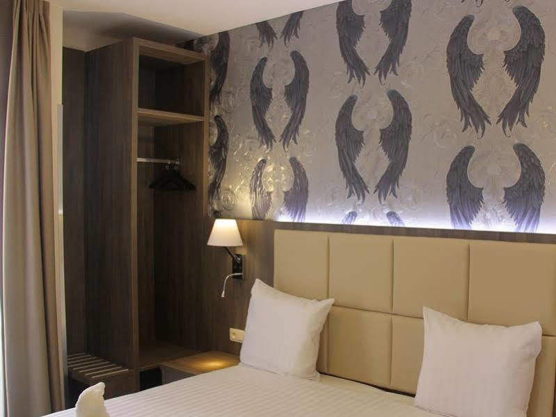 Khách sạn Dansaert 3*