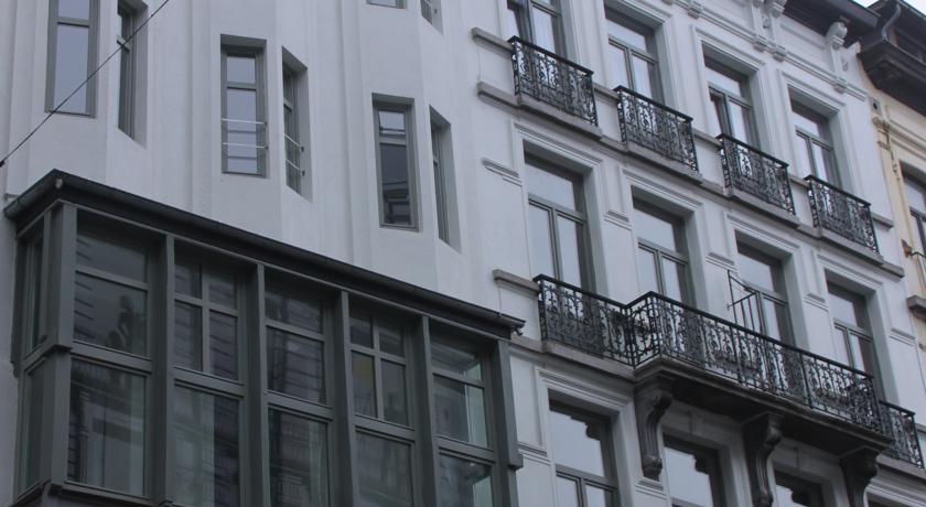 Khách sạn Dansaert 3*